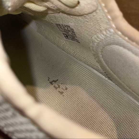 Yeezy Butter 350 V2 Sneakers - Picture 6 of 9